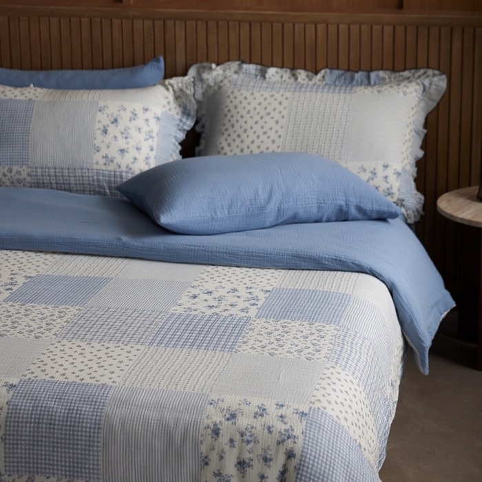 91家纺网 家纺一手货源 找家纺 安莱生活 2025新款全棉精梳棉双层纱绉纱数码印花夏凉被 百家布-蓝  夏被