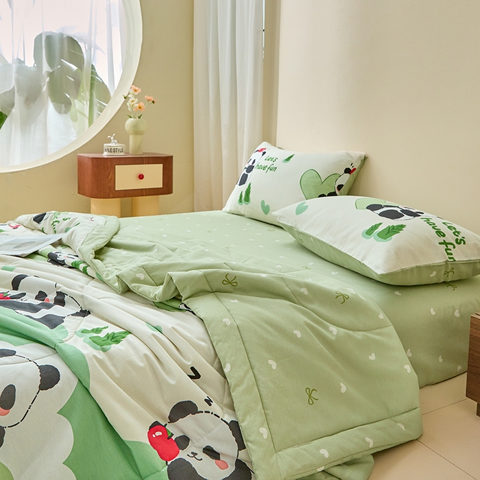 91家纺网 家纺一手货源 找家纺 宝士康家纺 2025新款10A抗菌全棉夏被四件套（床笠款） 森林熊猫