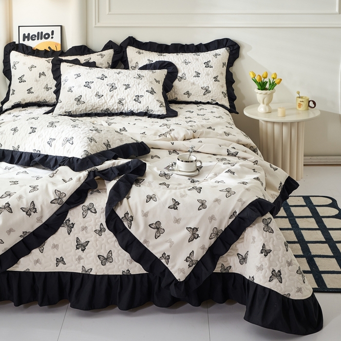 91家纺网 家纺一手货源 找家纺 蝶帕家纺 2025新款法式赫本风韩版花边床盖款夏被四件套 蝴蝶印记