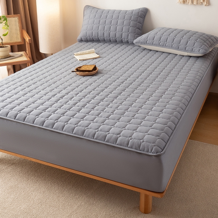 91家纺网 家纺一手货源 找家纺 叠派家纺 2025新款5A抗菌A类夹棉床笠经典款防水款系列 包边款-经典格月光灰