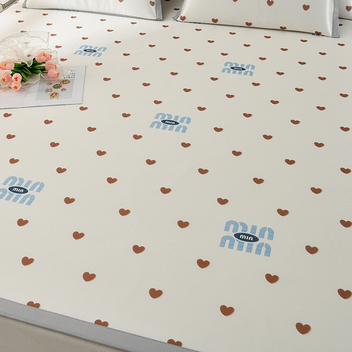 91家纺网 家纺一手货源 找家纺 简一 2025新款A类碳光印花数码冰丝凉席系列-床单款 满心欢喜