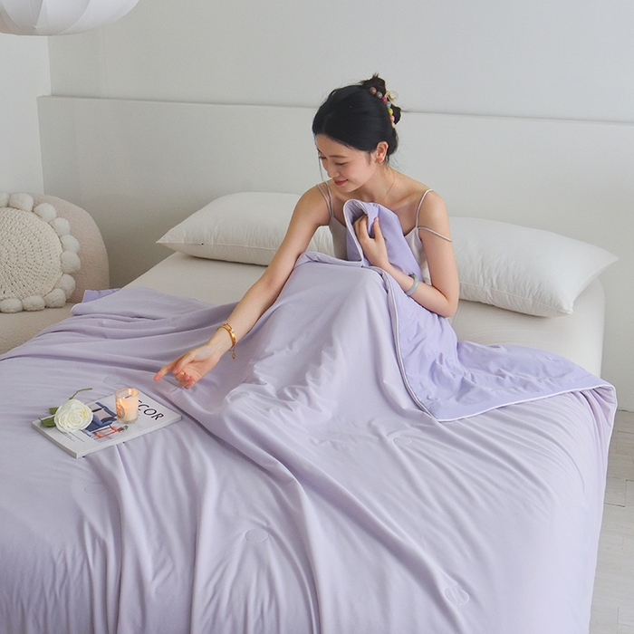 91家纺网 家纺一手货源 找家纺 梦恬佳 2025新款凉感驱蚊夏凉被 丁香紫