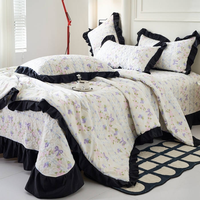 91家纺网 家纺一手货源 找家纺 蝶帕家纺 2025新款法式赫本风韩版花边床盖款夏被四件套 氧气周末