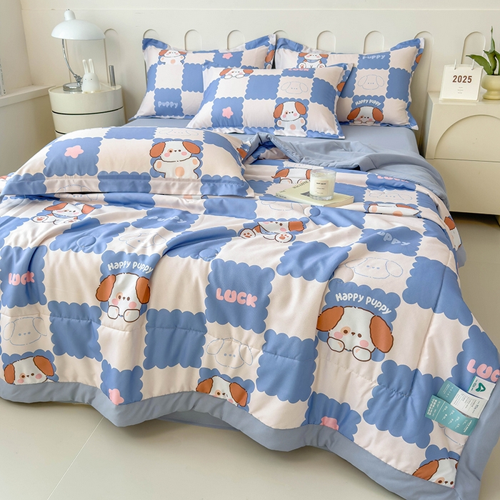 91家纺网 家纺一手货源 找家纺 宝士康家纺 2025新款10A抗菌针织夏被四件套 嗨皮狗狗