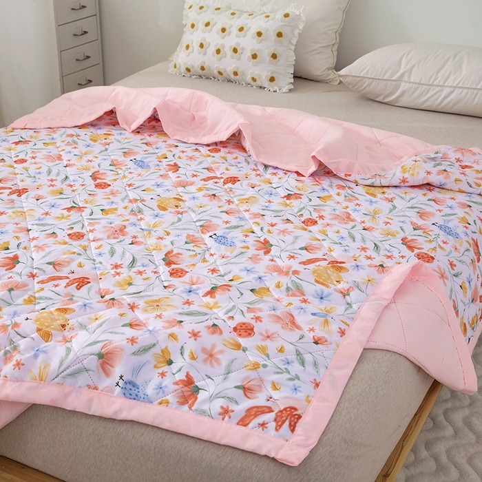 91家纺网 家纺一手货源 找家纺 富艺隆 2025新款超声波亲肤绒夏被夏凉被直播爆款超声波夏被空调被 鸟语花香