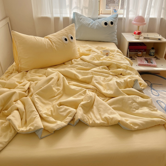 91家纺网 家纺一手货源 找家纺 慕尚家纺 2025新款大眼萌仔夏被 大眼萌 黄蓝格