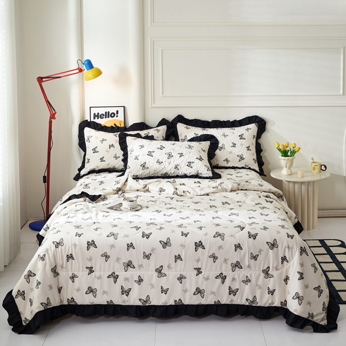 91家纺网 家纺一手货源 找家纺 蝶帕家纺 2025新款法式赫本风韩版花边床盖款夏被四件套 蝴蝶印记