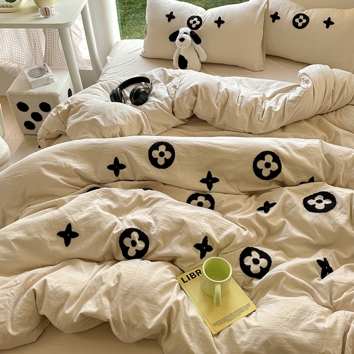 91家纺网 家纺一手货源 找家纺 耀达家居 2025新款A类水洗棉毛巾绣四件套 四叶草-咖