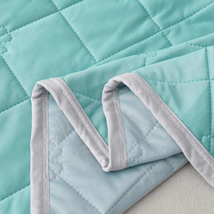 91家纺网 家纺一手货源 找家纺 眠多宝 2025新款冰激凌凉感丝纯色夏被被子被芯（跨境电商） 薄荷绿