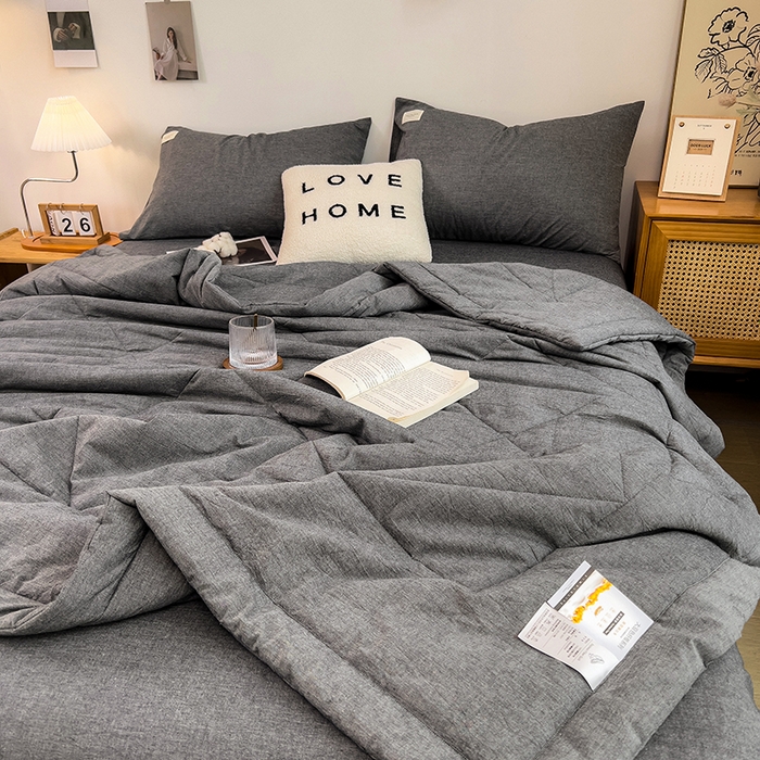 91家纺网 家纺一手货源 找家纺 宝士康家纺 2025新款10A抗菌无印风夏被 被子被芯 低调灰