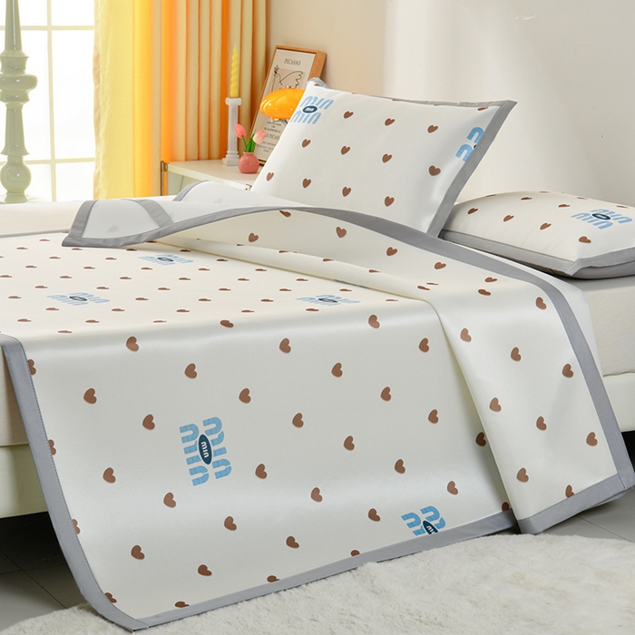 91家纺网 家纺一手货源 找家纺 简一 2025新款A类碳光印花数码冰丝凉席系列-床单款 满心欢喜