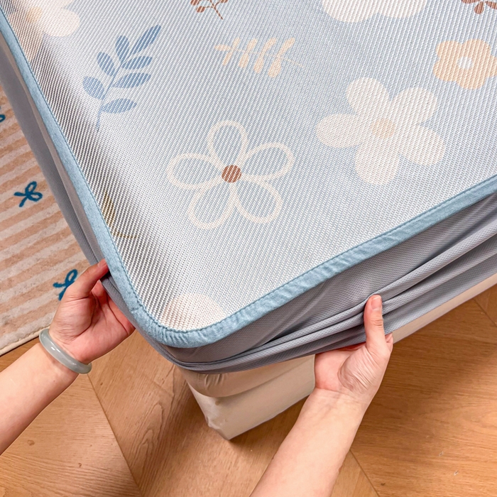 91家纺网 家纺一手货源 找家纺 慕尚家纺 2025新款数码印花床席床笠款冰藤席 床笠款-花朵蓝