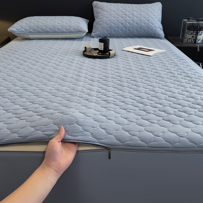 91家纺网 家纺一手货源 找家纺 叠派家纺 2025新款5A抗菌A类夹棉床笠经典款防水款系列 灰蓝-梅花经典款