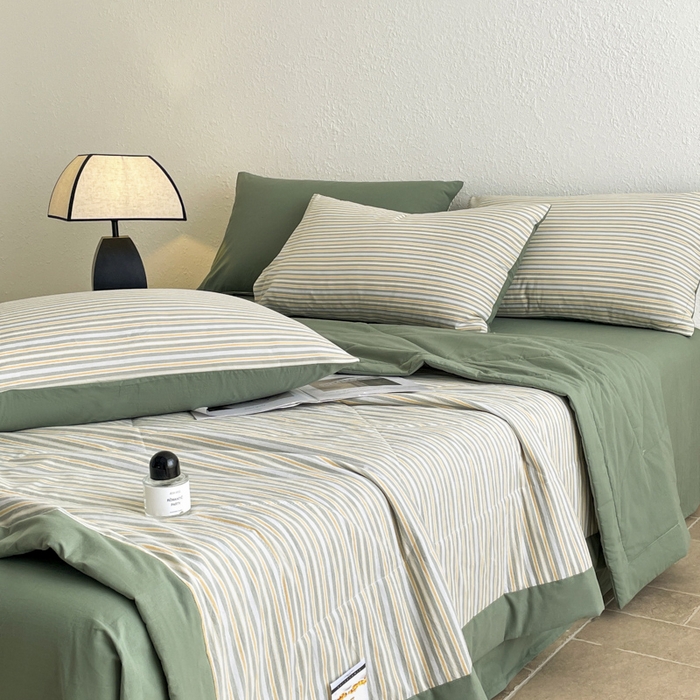 91家纺网 家纺一手货源 找家纺 宝士康家纺 2025新款10A抗菌无印风夏被 被子被芯 小绿条