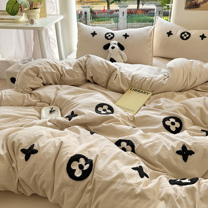 91家纺网 家纺一手货源 找家纺 耀达家居 2025新款A类水洗棉毛巾绣四件套 四叶草-咖