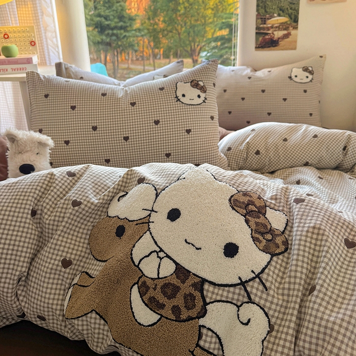 91家纺网 家纺一手货源 找家纺 耀达家居 2025新款A类水洗棉毛巾绣四件套 美拉德凯蒂