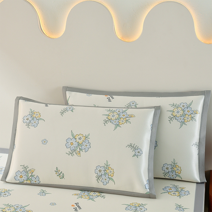 91家纺网 家纺一手货源 找家纺 简一 2025新款A类碳光印花数码冰丝凉席系列-床单款 觅境花园