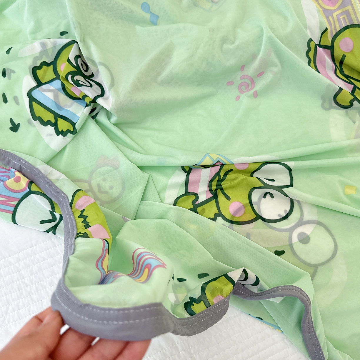 91家纺网 家纺一手货源 找家纺 兜米家居 2025新款三丽鸥夏季新品凉感毯盖毯 小青蛙