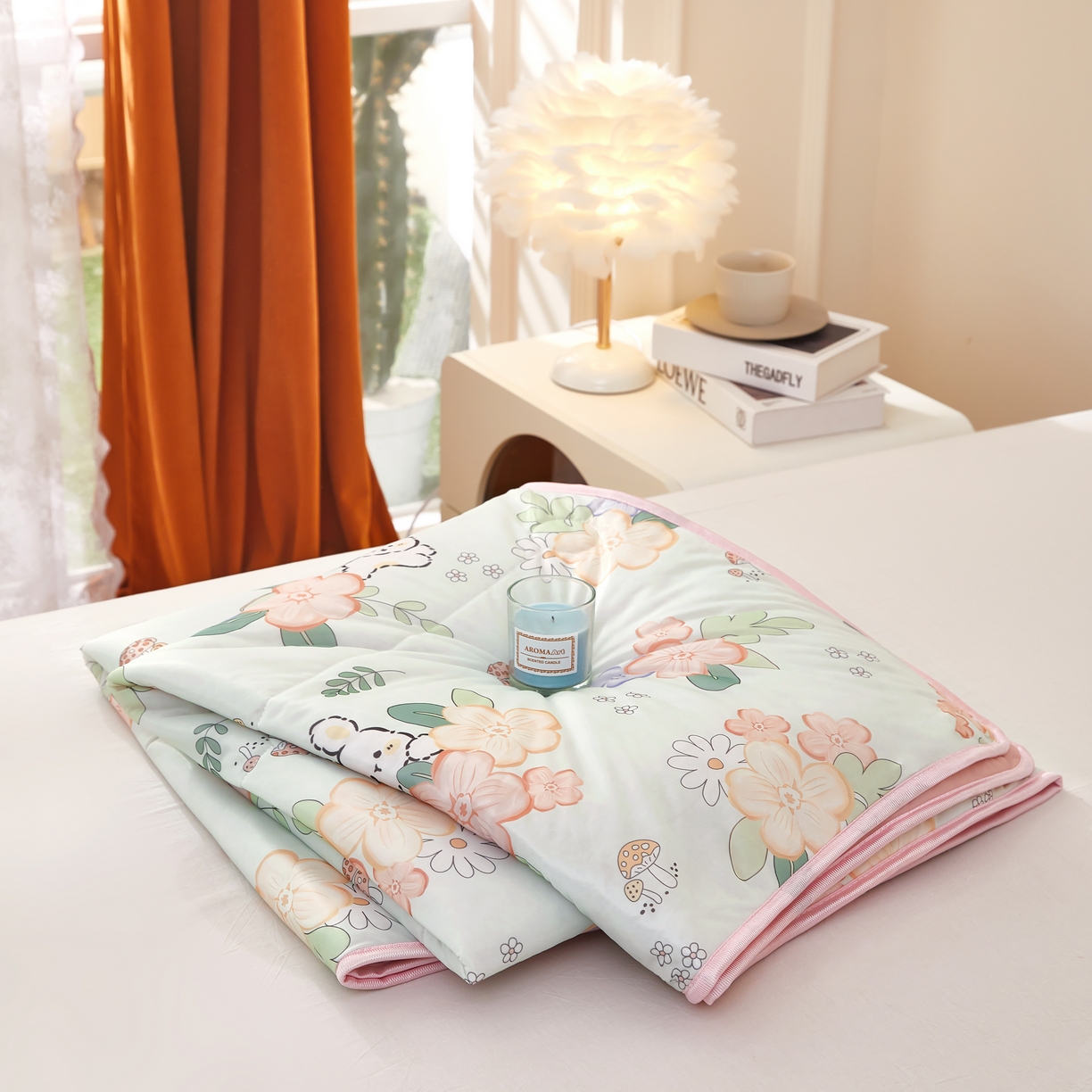 91家纺网 家纺一手货源 找家纺 柏薇 2025新款冰激凌凉感丝印花夏凉被 开心兔子