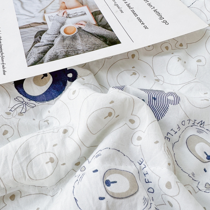 91家纺网 家纺一手货源 找家纺 富艺隆 2025新款A类水洗棉双层纱夏被水洗棉麻空调被直播爆款大豆夏被 嘟嘟小熊