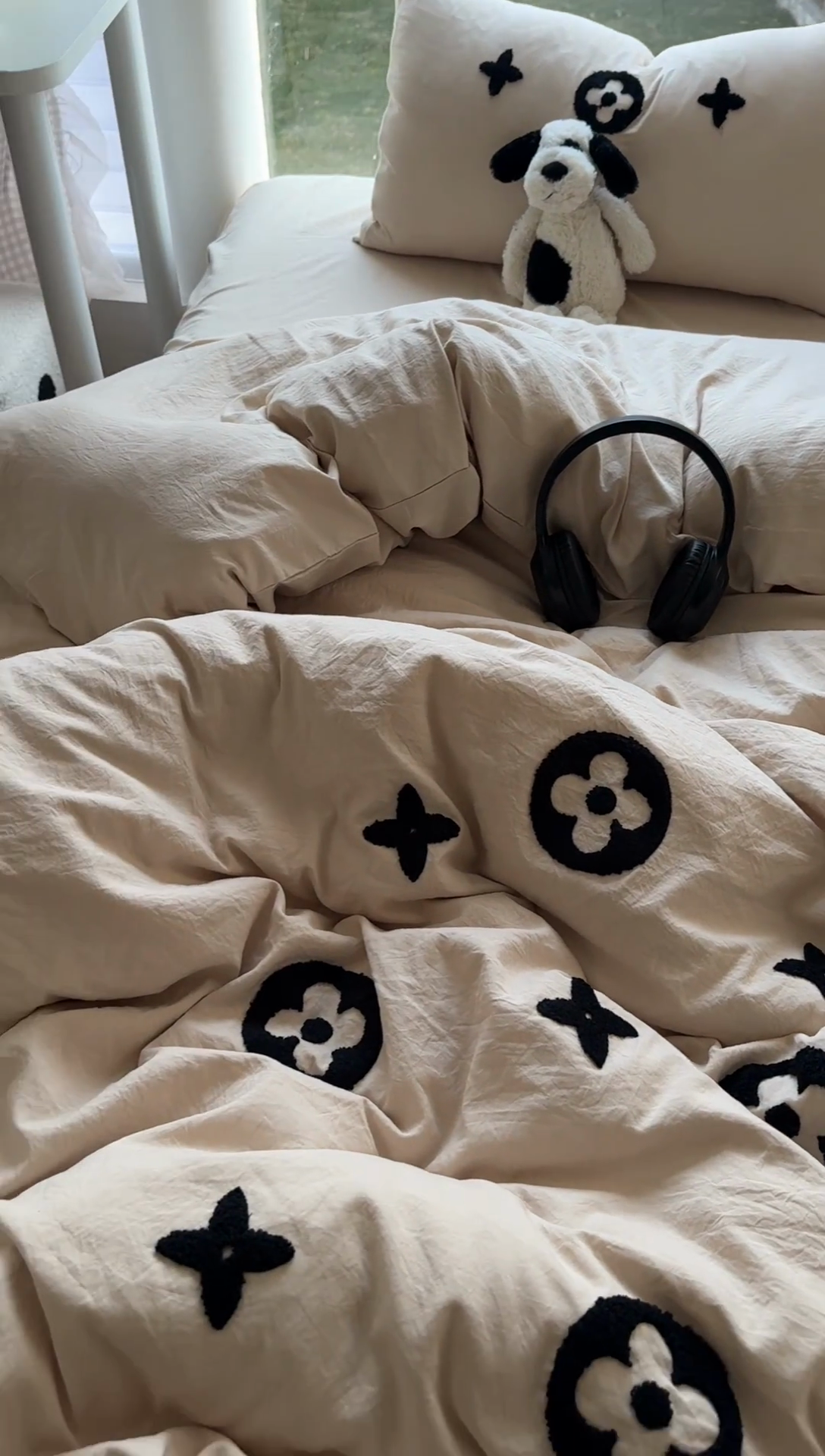 91家纺网 家纺一手货源 找家纺 耀达家居 2025新款A类水洗棉毛巾绣四件套 四叶草-咖