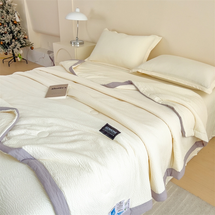 91家纺网 家纺一手货源 找家纺 宝士康家纺 2025新款10A抗菌泡泡棉大豆夏被 被子被芯 米黄