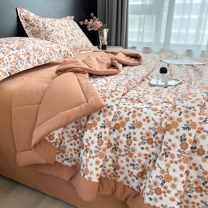 91家纺网 家纺一手货源 找家纺 宝士康家纺 2025新款10A抗菌双层纱印花夏被 小雏菊