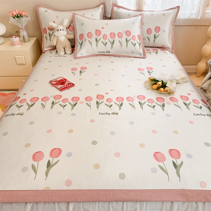 91家纺网 家纺一手货源 找家纺 2025新款懒猫600D数码印花冰藤凉席 浪漫郁金香