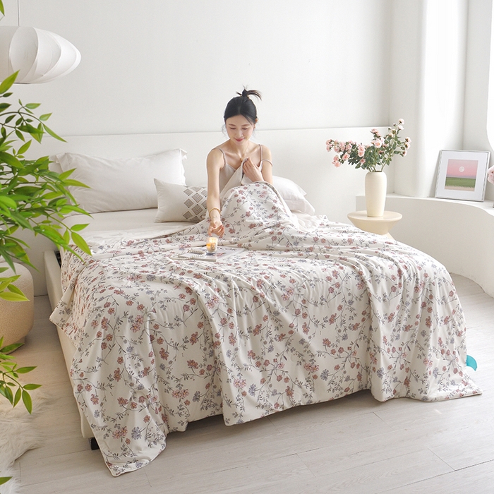 91家纺网 家纺一手货源 找家纺 梦恬佳 2025新款印花凉感丝夏凉被 春上