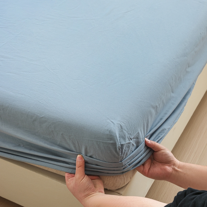 91家纺网 家纺一手货源 找家纺 2025新款全棉A类简约素色水洗棉纯棉单床笠 浅蓝