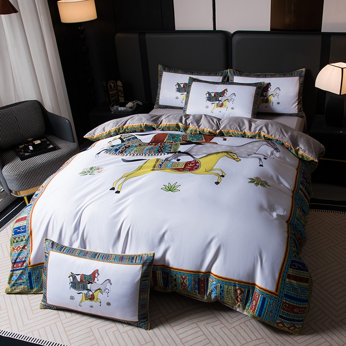 91家纺网 家纺一手货源 找家纺 爵仕家纺 2025新款轻奢潮牌水洗真丝四件套 陶瓷白