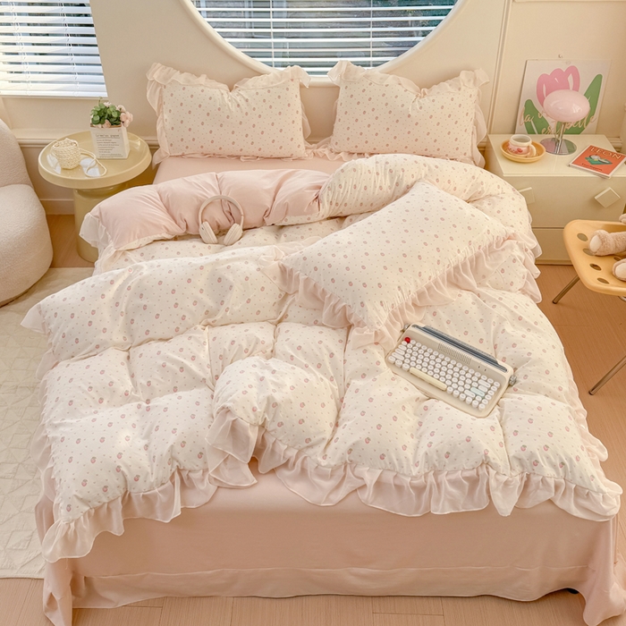 91家纺网 家纺一手货源 找家纺 苏拉家居 2025新款雪纺花边云感提花针织双层纱四件套 吃草莓啦