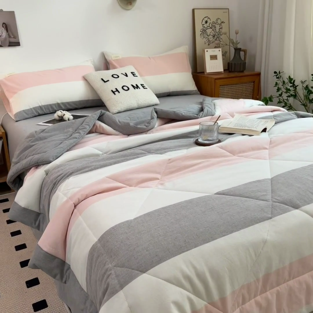 91家纺网 家纺一手货源 找家纺 宝士康家纺 2025新款10A抗菌无印风夏被 被子被芯 桃玉粉