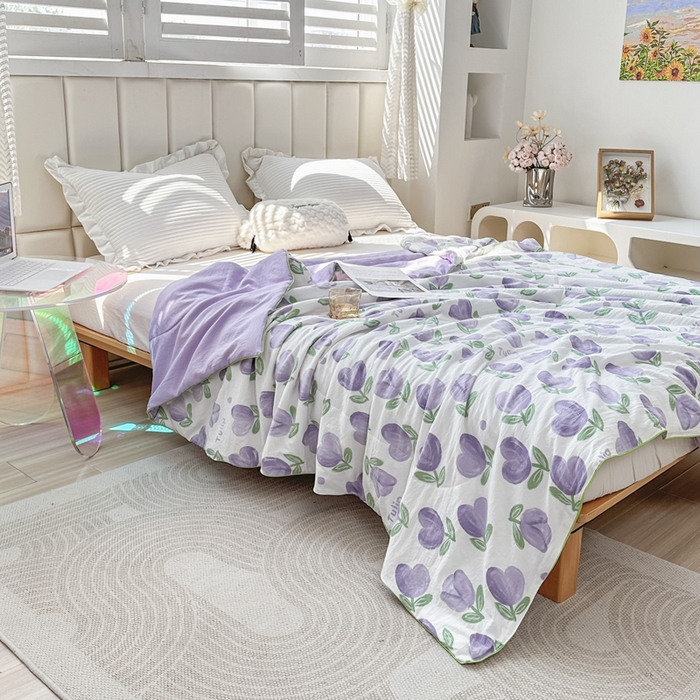 91家纺网 家纺一手货源 找家纺 富艺隆 2025新款A类水洗棉双层纱夏被水洗棉麻空调被直播爆款大豆夏被 紫色郁金香