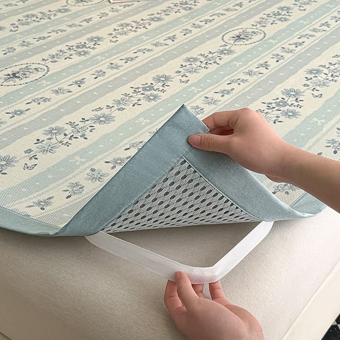 91家纺网 家纺一手货源 找家纺 格真2025新款简约印花冰藤席席子凉席 一路繁花-兰