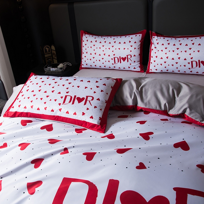 91家纺网 家纺一手货源 找家纺 爵仕家纺 2025新款轻奢潮牌水洗真丝四件套 爱心