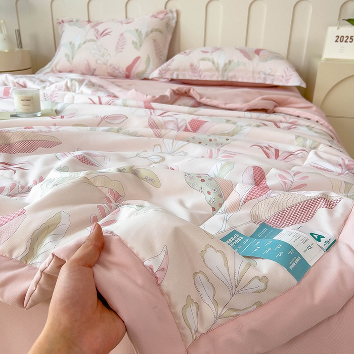 91家纺网 家纺一手货源 找家纺 宝士康家纺 2025新款10A抗菌针织夏被 夜来香