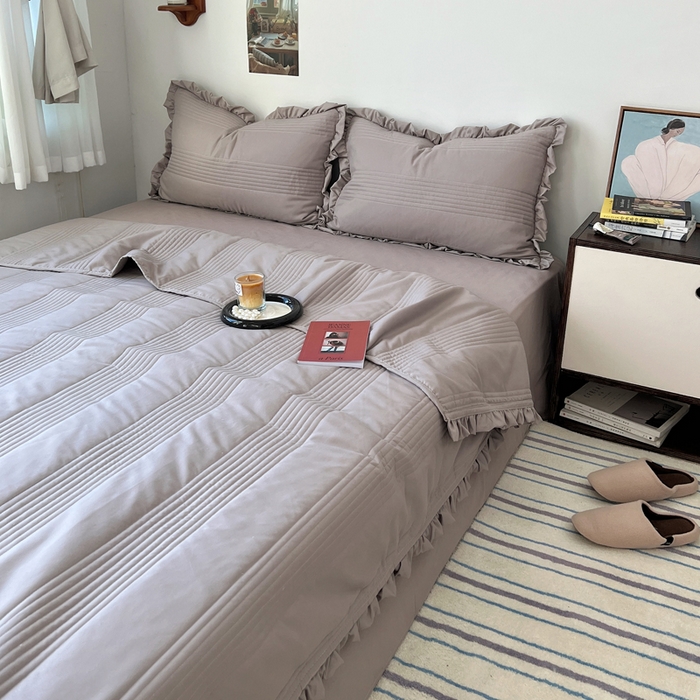 91家纺网 家纺一手货源 找家纺 六巷胡同 2025新款韩国INS博主同款绗缝水洗纱夏被四件套 迷雾灰