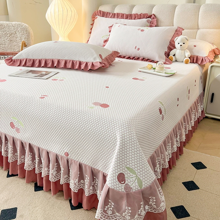 91家纺网 家纺一手货源 找家纺 2025新款A类冰豆豆提花凉席床盖 床盖款-樱桃-豆沙