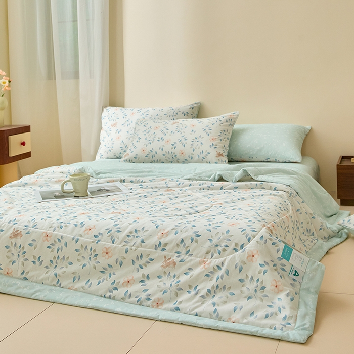 91家纺网 家纺一手货源 找家纺 宝士康家纺 2025新款10A抗菌全棉夏被四件套（床单款） 沁心田园