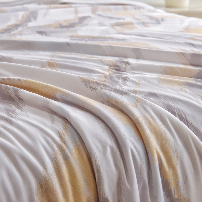 91家纺网 家纺一手货源 找家纺 梦恬佳 2025新款印花凉感丝夏凉被 佩兹利