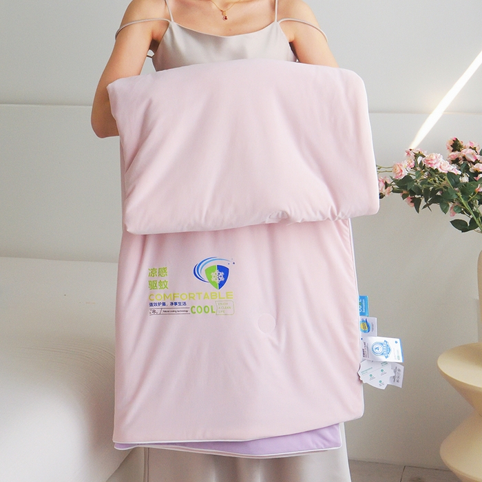 91家纺网 家纺一手货源 找家纺 梦恬佳 2025新款凉感驱蚊夏凉被 冰莓粉