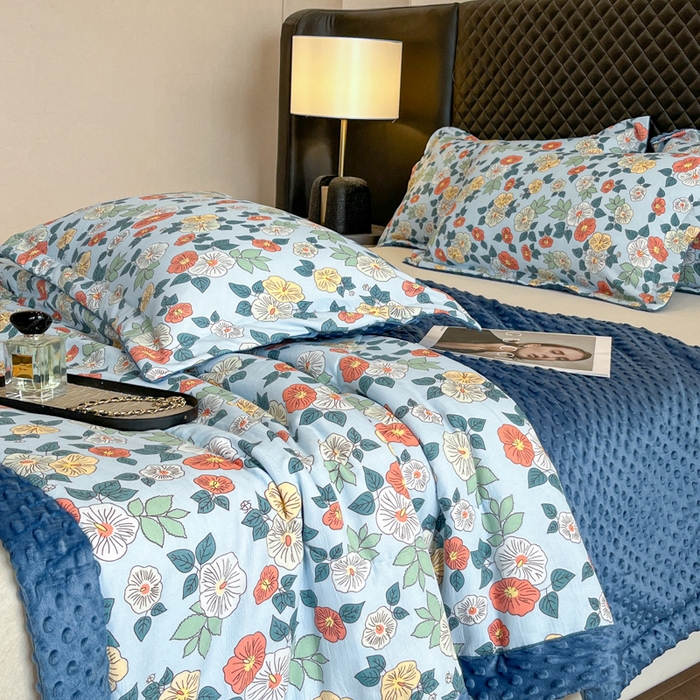 91家纺网 家纺一手货源 找家纺 宝士康家纺 2025新款10A抗菌双层纱豆豆绒夏被 青阳蓝