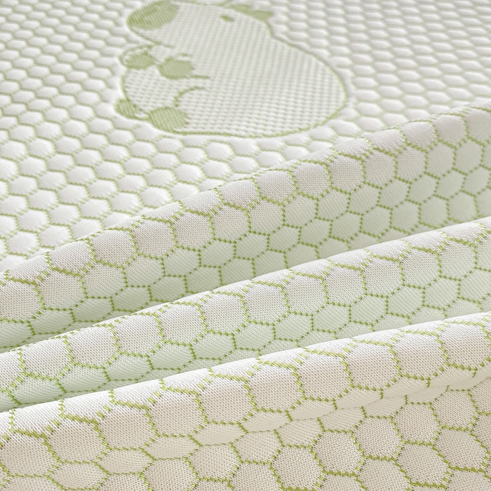 91家纺网 家纺一手货源 找家纺 春寻家纺 2025新款冰豆豆冰丝凉席-卡皮巴拉系列 床单款-卡皮巴拉-绿