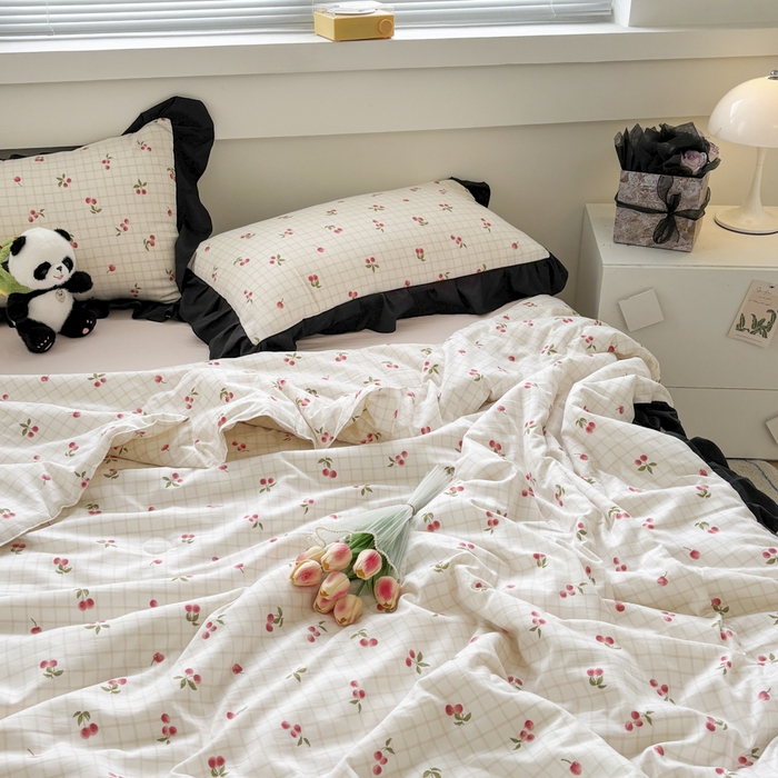 91家纺网 家纺一手货源 找家纺 （总）老K (原美阁） 2025新款法式黑边夏被四件套赫本风空调被四件套