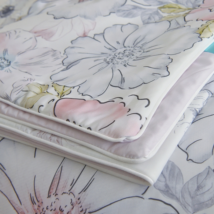 91家纺网 家纺一手货源 找家纺 梦恬佳 2025新款印花凉感丝夏凉被 风吟