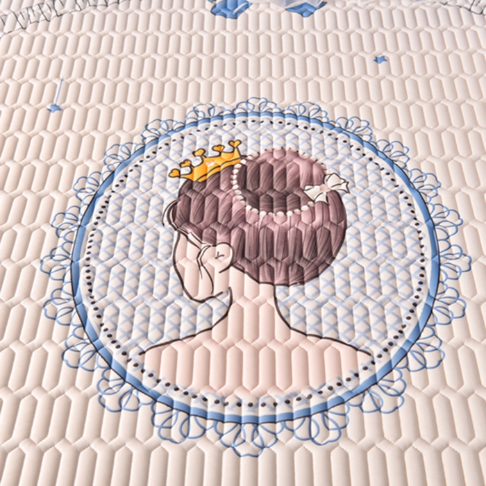 91家纺网 家纺一手货源 找家纺 炫拼家纺 2025新款凉感丝印花床裙款乳胶凉席三件套 艾莉公主