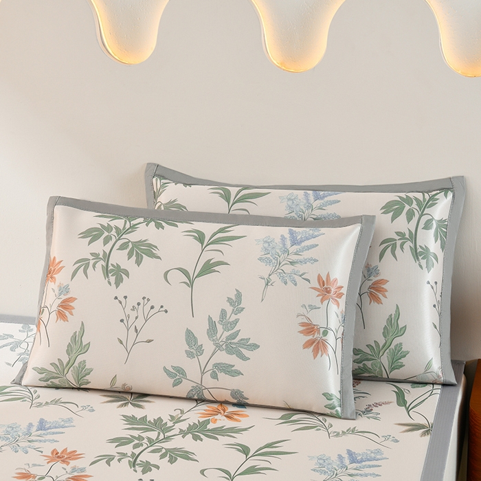 91家纺网 家纺一手货源 找家纺 简一 2025新款A类碳光印花数码冰丝凉席系列-床单款 花间细雨