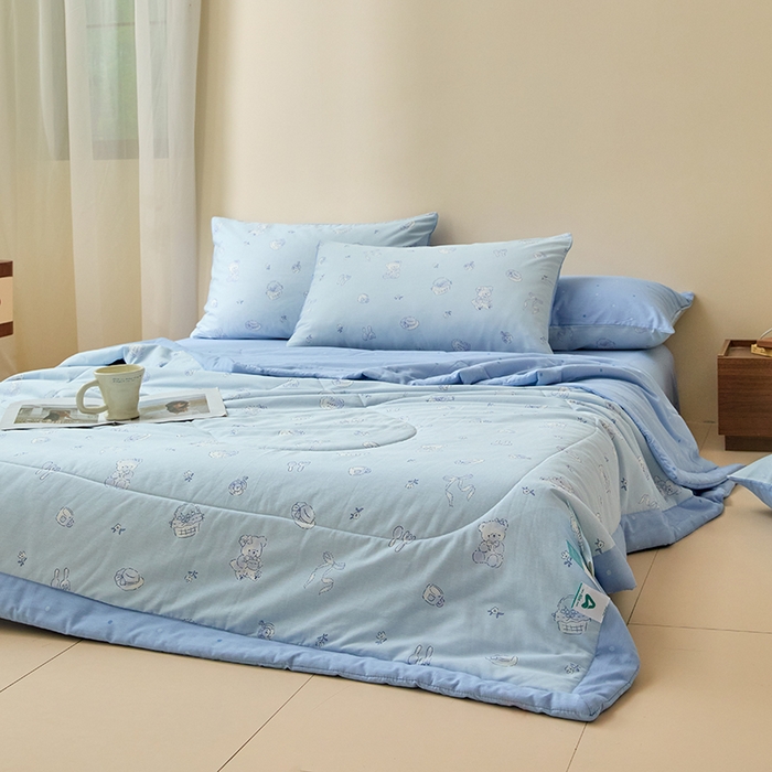 91家纺网 家纺一手货源 找家纺 宝士康家纺 2025新款10A抗菌全棉夏被四件套（床单款） 布偶小熊