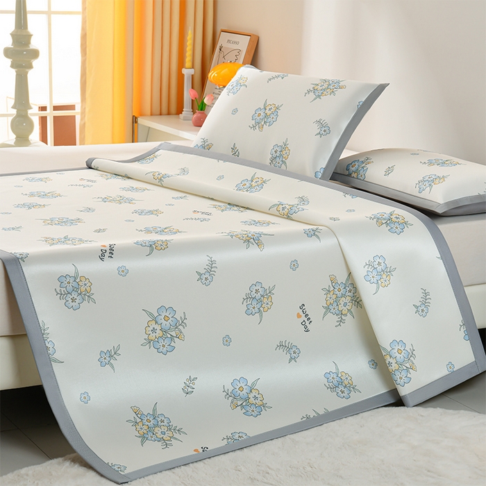 91家纺网 家纺一手货源 找家纺 简一 2025新款A类碳光印花数码冰丝凉席系列-床单款 觅境花园